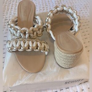 Schutz Women’s Juliet Mid Heel Sandals in Light Nude 81/2